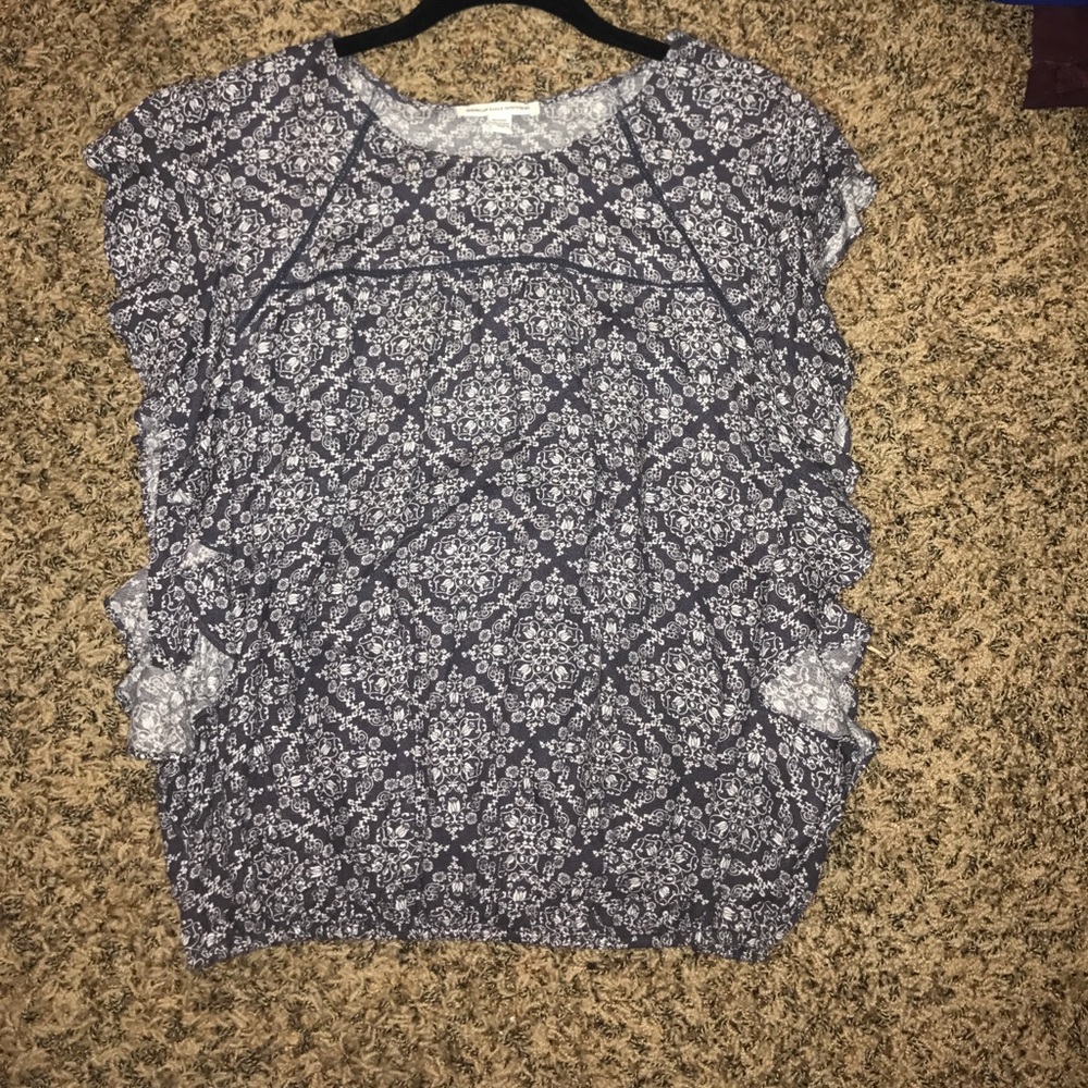 printed navy shirt