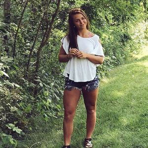 Meet your Posher, Bri