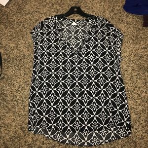 printed black & white blouse