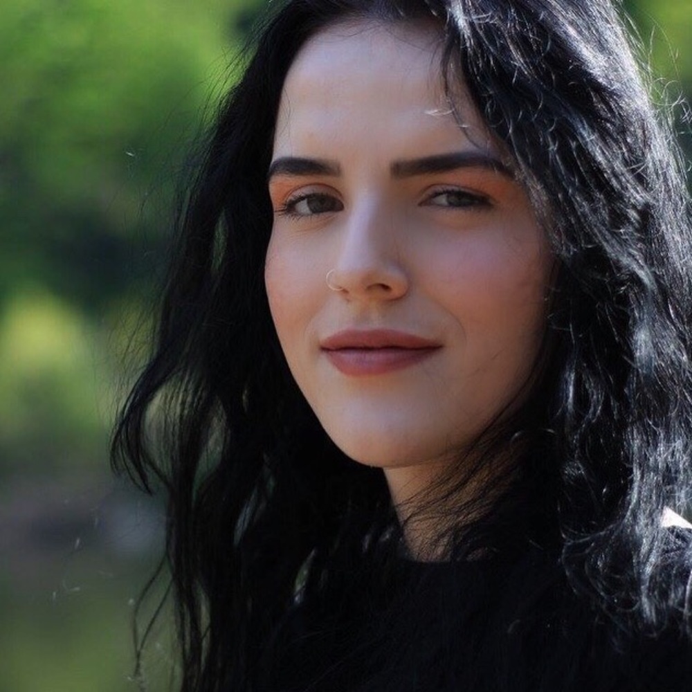 Meet your Posher, Madelyn