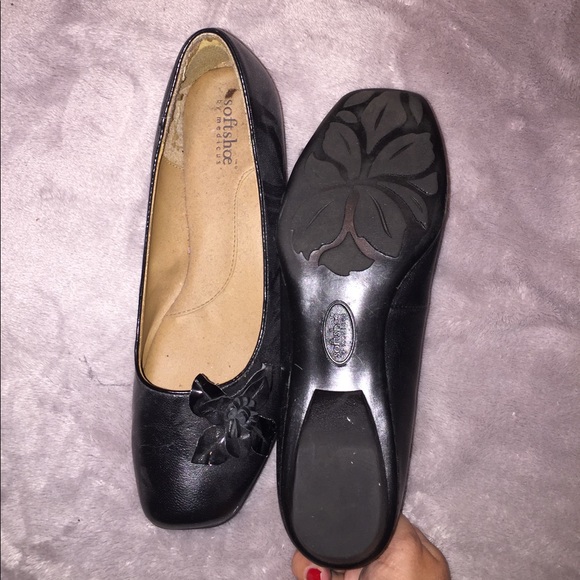 Softshoe Black Flats - Picture 2 of 4