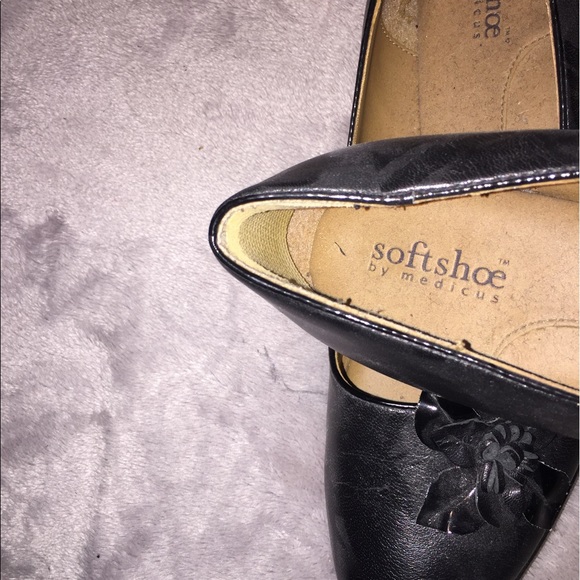 Softshoe Black Flats - Picture 3 of 4