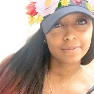 Meet your Posher, Emerald