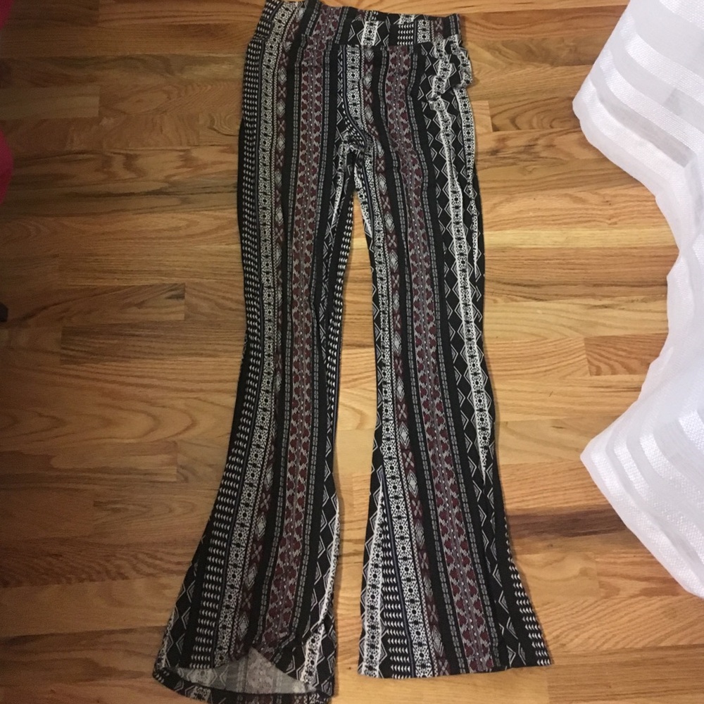 Gently used patterned aztec pants