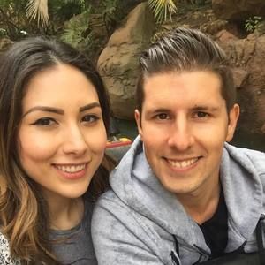 Meet your Posher, Carlos