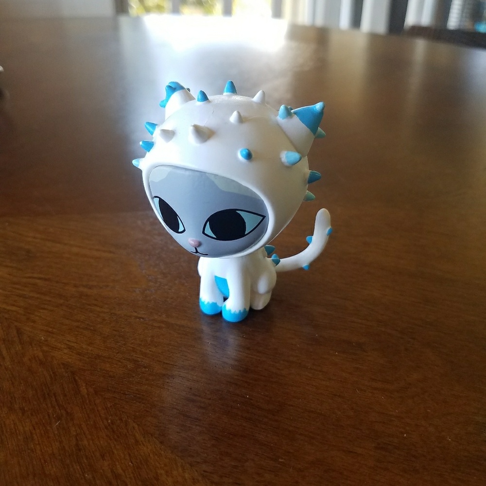 Tokidoki spiked kitty figurine