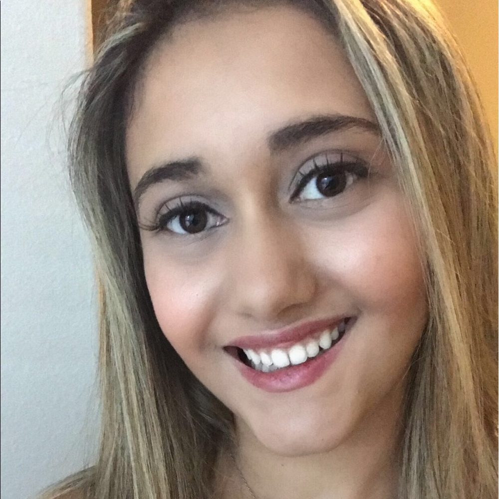 Meet your Posher, C.C.