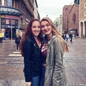 Meet your Posher, Sabrina