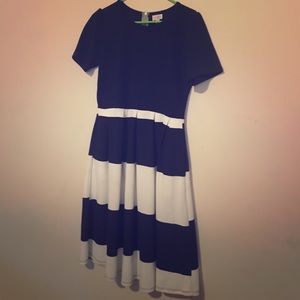 LuLaRoe Amelia