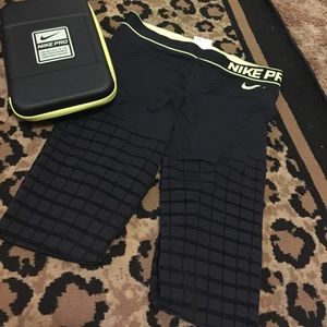 Nike leggings