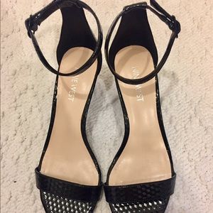 Nine West black strap wedges