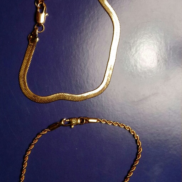 Bracelets - Picture 1 of 1