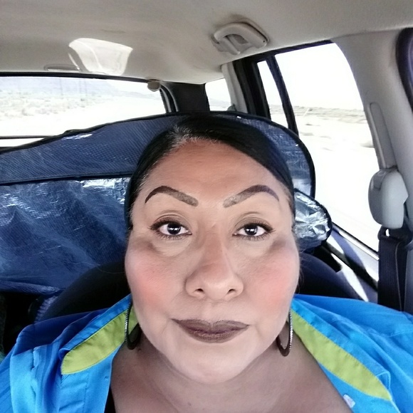 Meet your Posher, Geneva - Picture 2 of 2