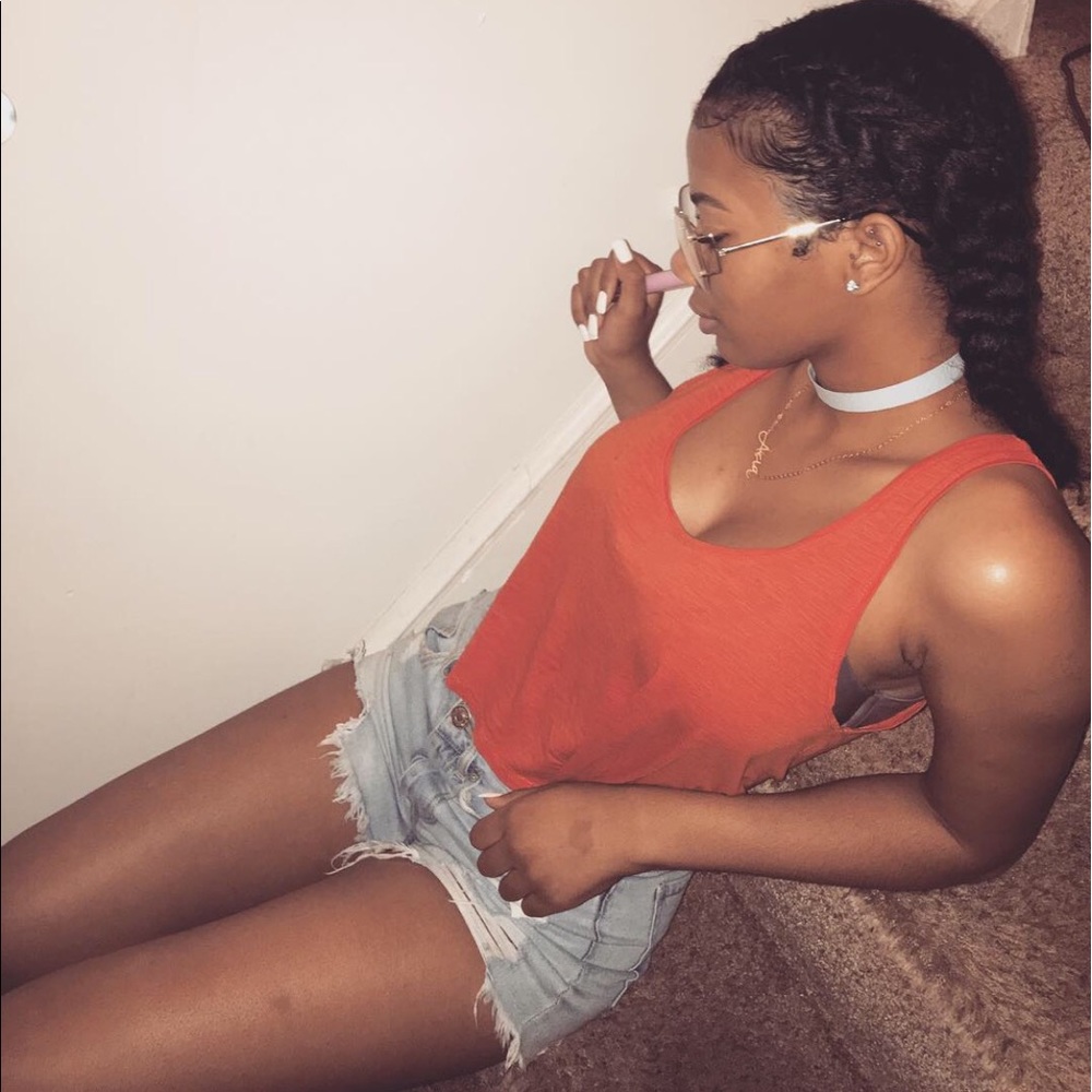 Meet your Posher, Asia