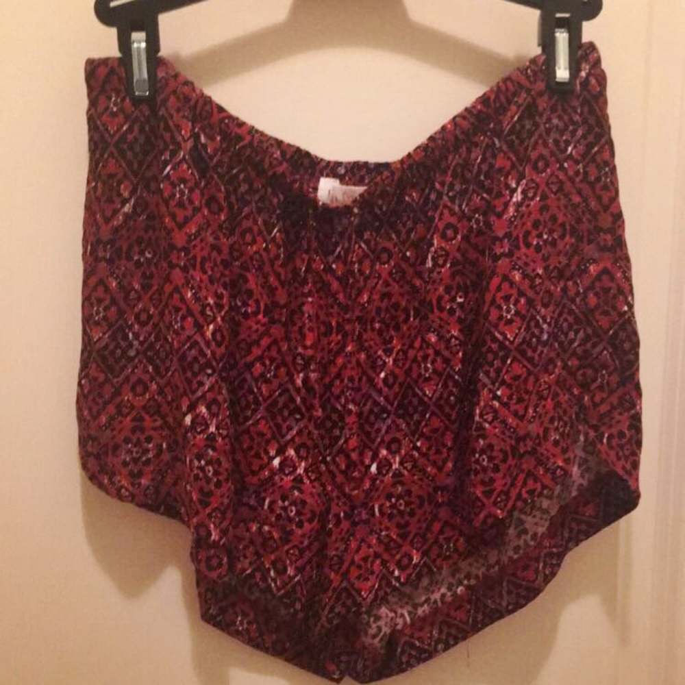 Tilly's Full Tilt Printed Shorts