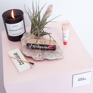 20% off first purchase at Glossier