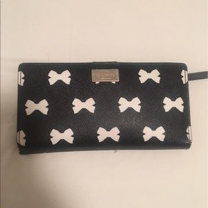 Kate Spade Bow Wallet