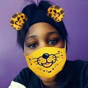 Meet your Posher, Karissa