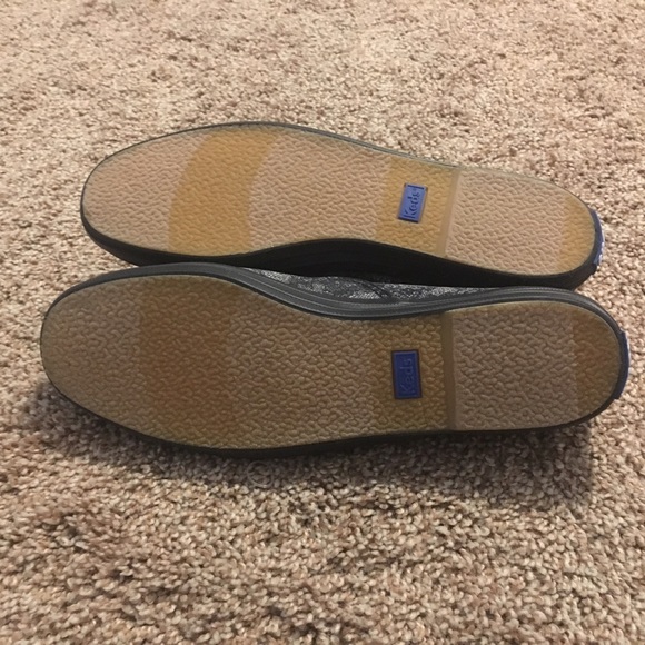 NEW Lace black gray keds - Picture 4 of 5