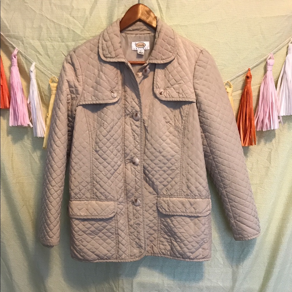 Lightweight quilted jacket