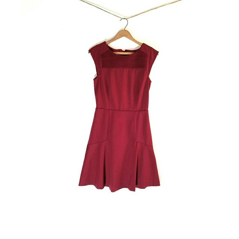 Banana Republic Ruby Red Classic Dress