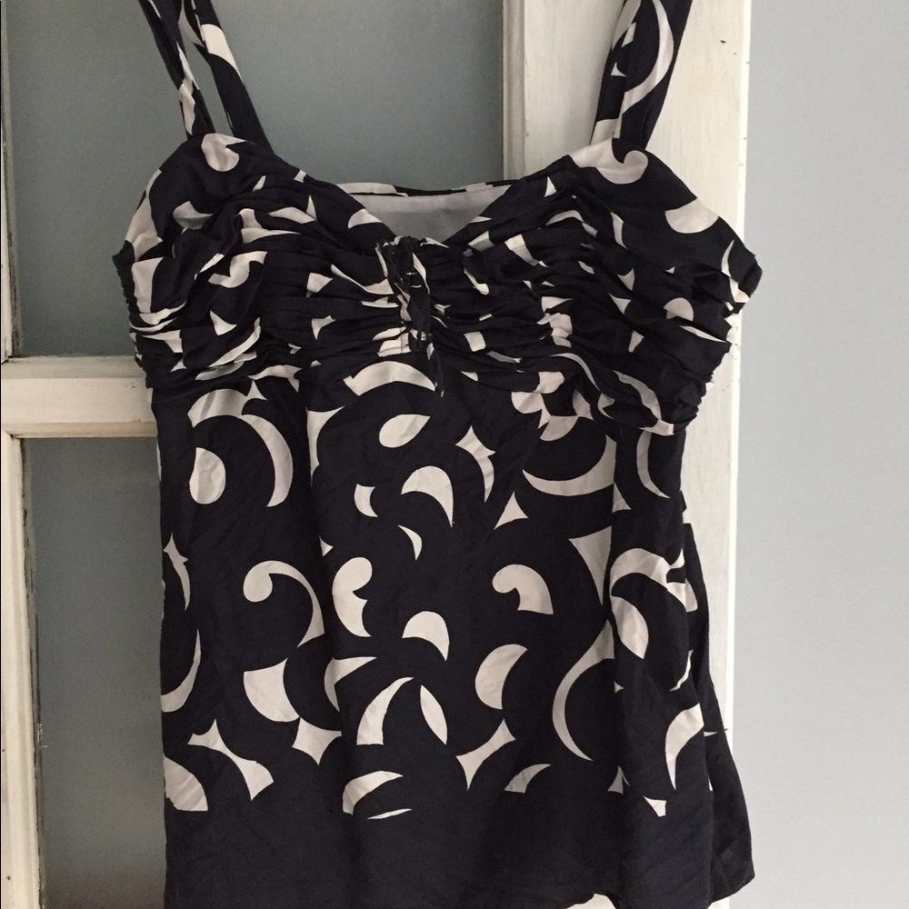 Ann Taylor patterned tank