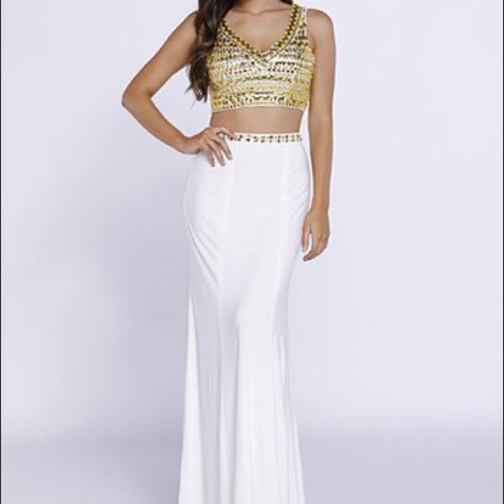 Ivory Maxi Skirt & Embellished Rhine stoneCrop Top