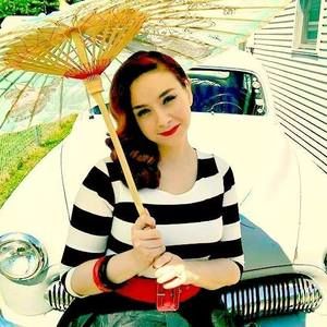 Meet your Posher, Lesta