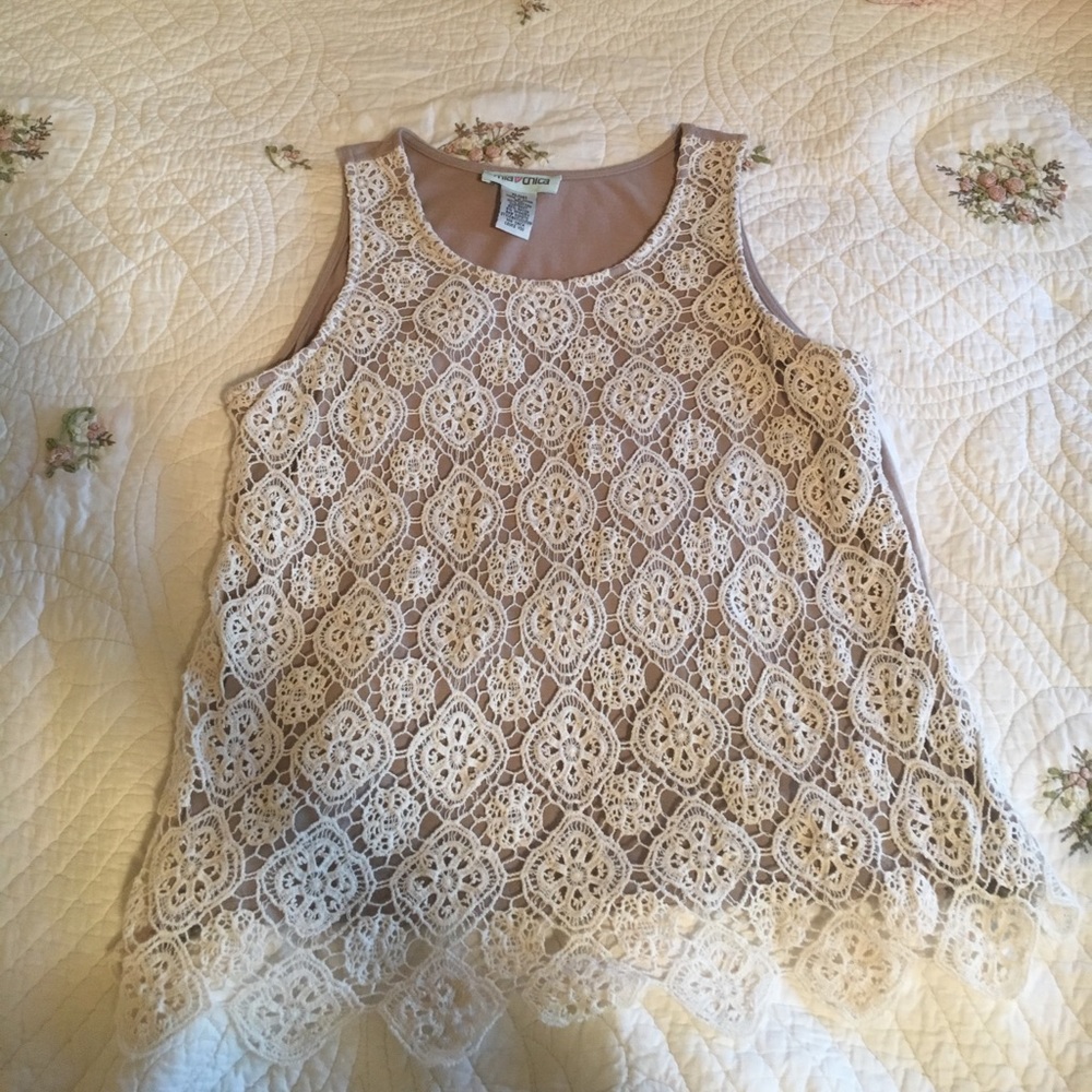 Lace tank top