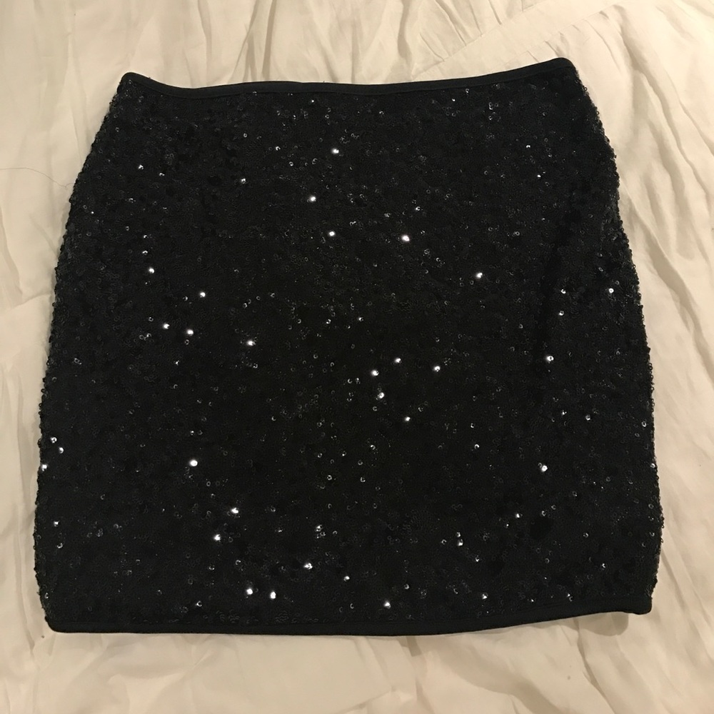 Black skirt