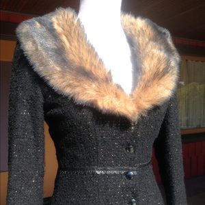 Betsey Johnson blk w gold flecks furry color coat