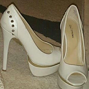Cream Platform Pumps