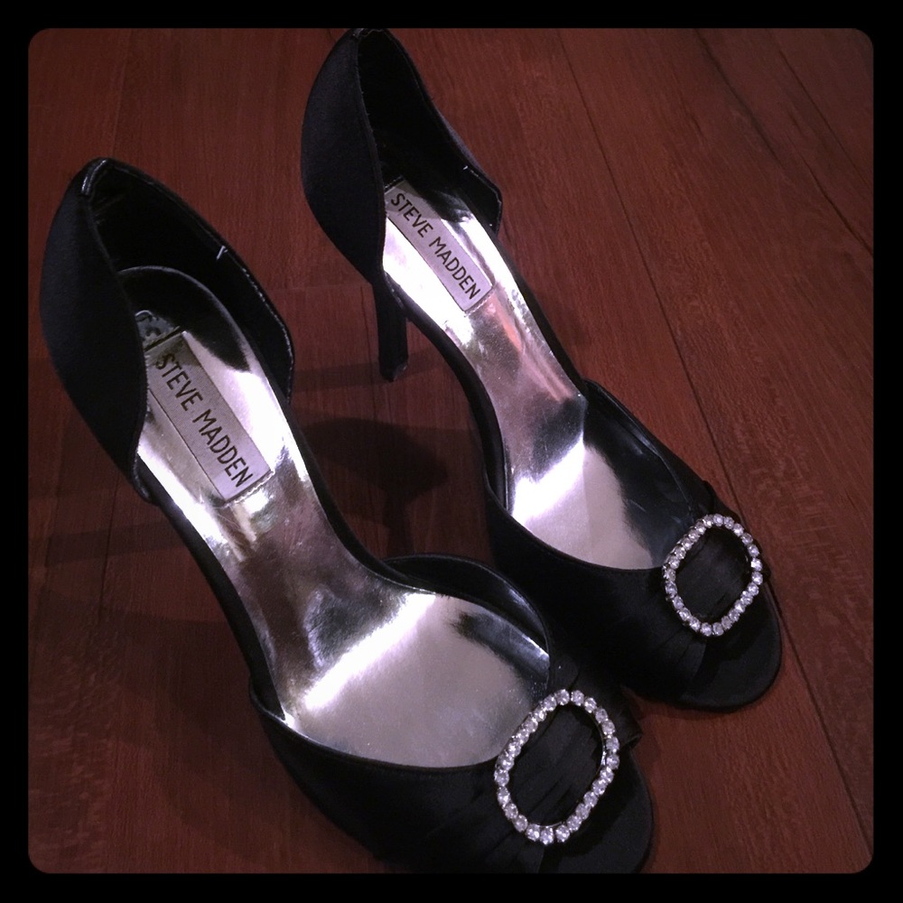 Steve Madden Black Dress Heels with Diamond Design