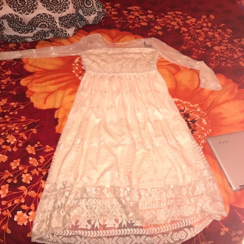 Forever 21 dress - long Len brush. 🌺