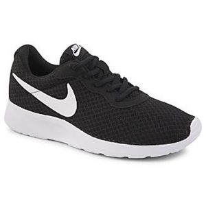 Nike Tanjun Women's Sneaker size 9 brand new