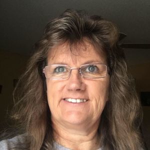 Meet your Posher, Carola