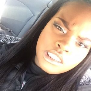 Meet your Posher, Ayanna