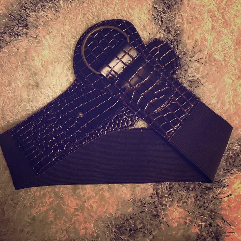 Brown fashion belt