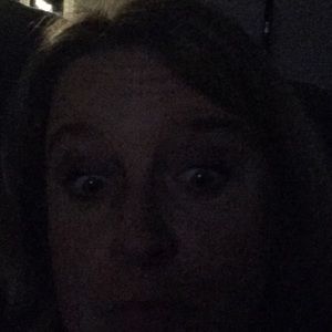 Meet your Posher, Chloe