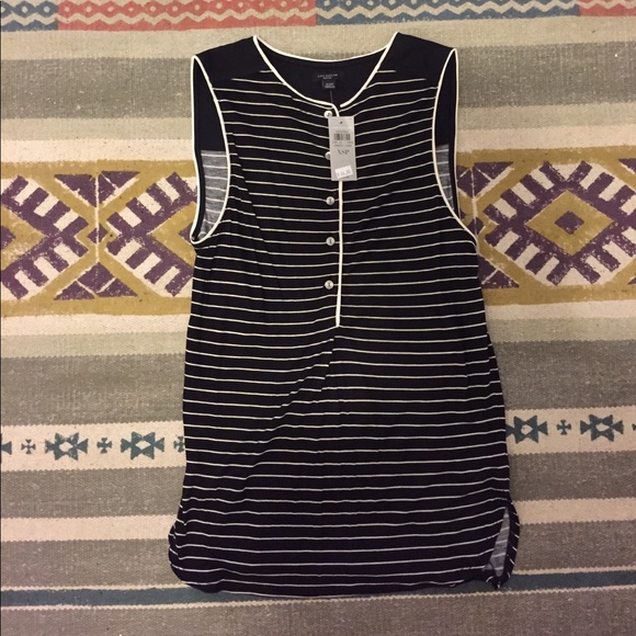 Petite XSP sleeveless blouse NWT - Picture 1 of 2