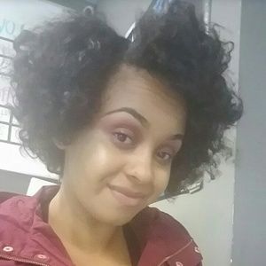 Meet your Posher, Erika