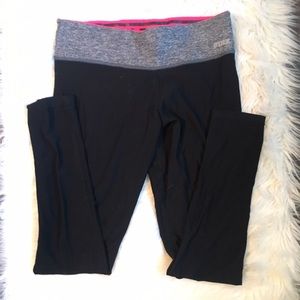 VS Pink Reversible Ultimate Yoga Pant Leggings