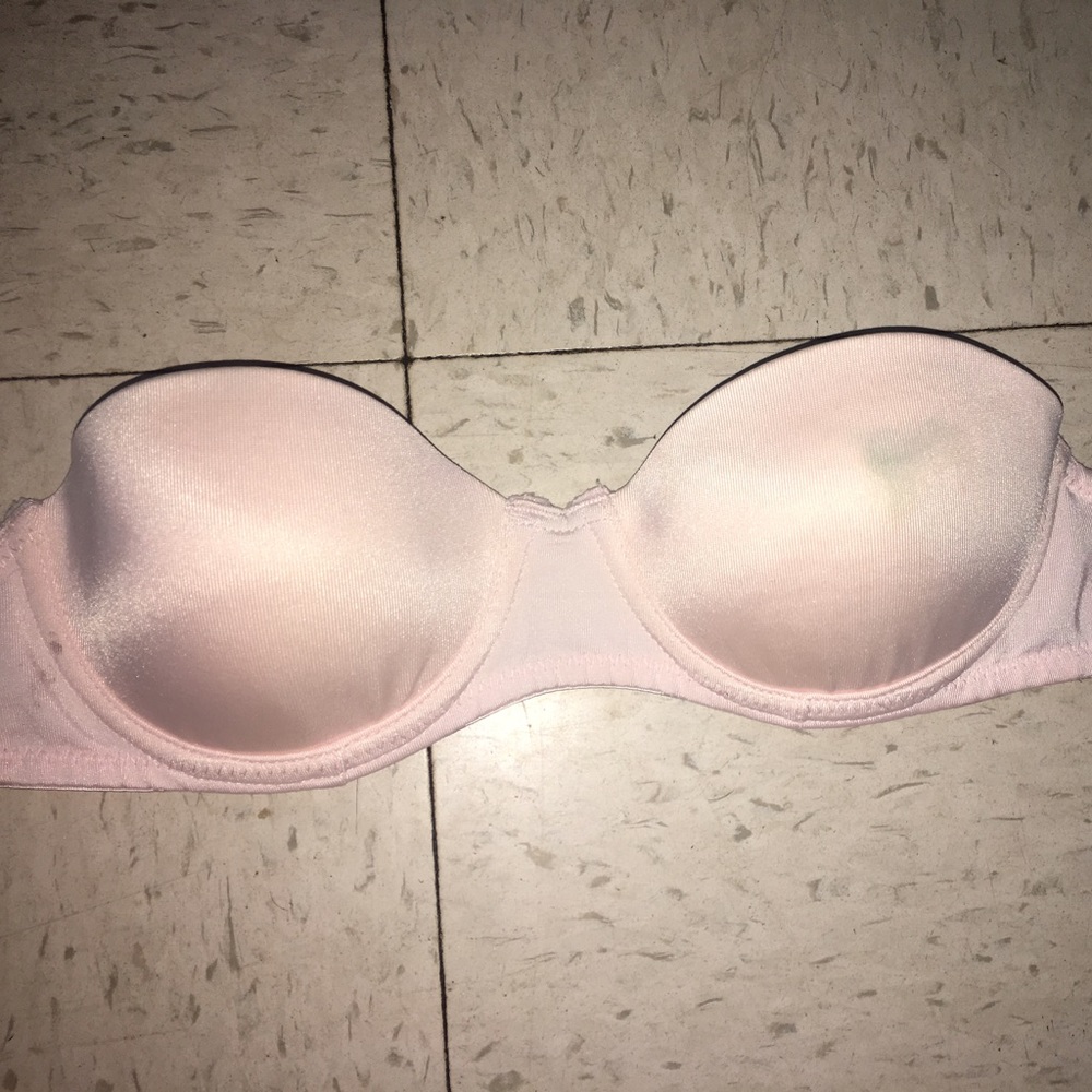 Light pink strapless bra