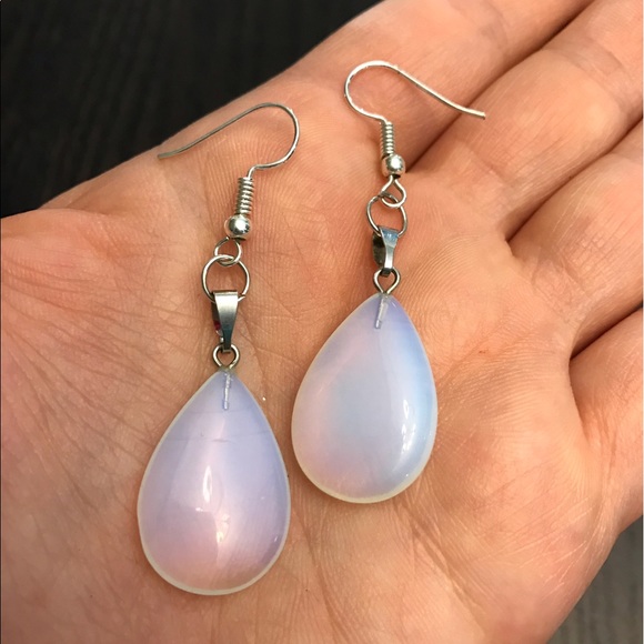 New💙💎Beautiful Opal Earrings💎💙Teardrop Dangle - Picture 3 of 7