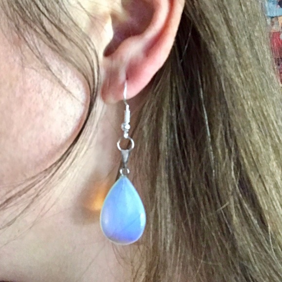 New💙💎Beautiful Opal Earrings💎💙Teardrop Dangle - Picture 4 of 7