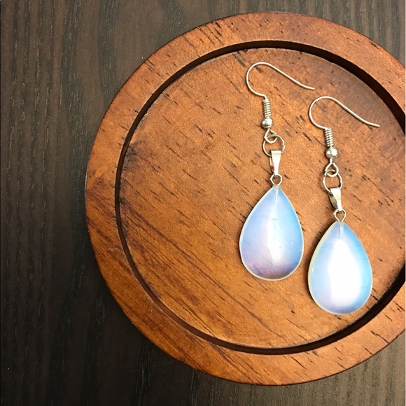 New💙💎Beautiful Opal Earrings💎💙Teardrop Dangle - Picture 2 of 7