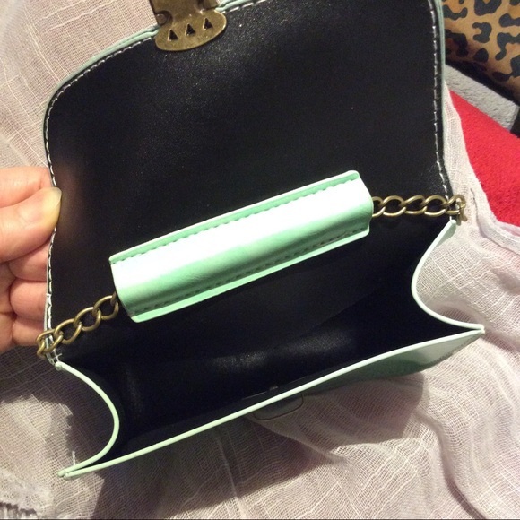 🌸 MINT GREEN CROSS BODY PURSE LONG HANDLES BOHO TOTE CHAIN CASUAL RUFFLE CUTE - Picture 2 of 6