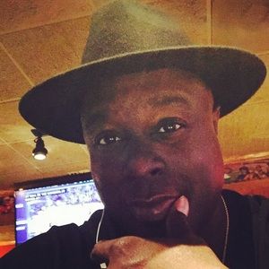 Meet your Posher, Dexter