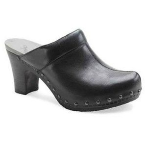 DANSKO RAE STUDDED HEEL BACKLESS CLOG 39