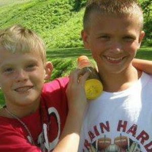 Meet your Posher, Kenneth